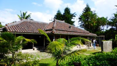 台風２７号接近の最中、沖縄那覇へＧＯ【琉球村観光編】（２０１３年１０月）