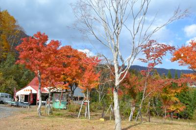 奥裾花渓谷の紅葉真っ盛り　＆　ほっぺが落ちるお焼き