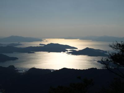 長島の造形美術展と海の香り