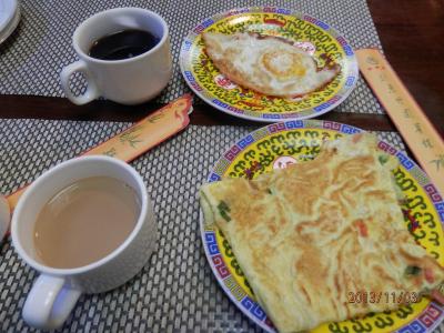 3日曜あさ竹園賓館の朝食　欧米人ばかり