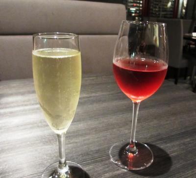 旅の始まりは食事会から