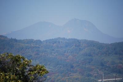 紅葉の上信越道を行く③小布施ＰＡより北信五岳を見る