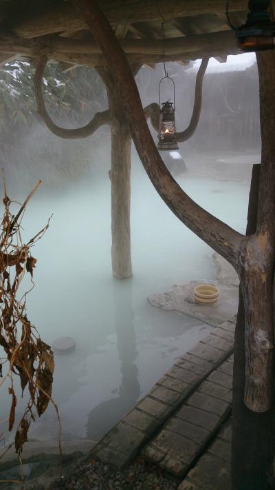 雪景色の鶴の湯温泉へ①