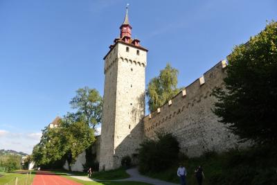 スイス・ルツェルンの９つの塔を持つ城壁　～前編：メンリ塔～【スイス情報.com】
