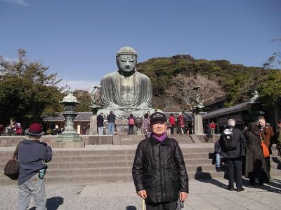 長谷の大仏さんを外人美女感嘆