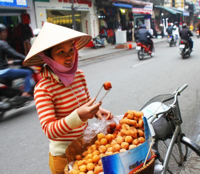ハノイ旧市街36ストリート 食べ歩き 時々ランニング