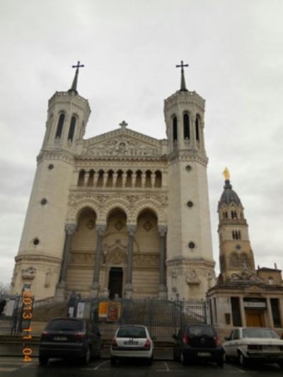 初冬のパリ・リヨンで一人街歩き?