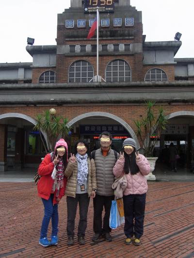 2013-2014年末年始　出会いの旅2日目　日本語ボランティアガイド（学生）さんと宜蘭市観光