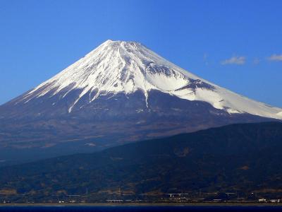 西伊豆ふゆうらら　雪冴ゆる富士　あわびっくりのアワビさん　伊勢海老食べて恵比須顔