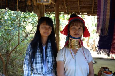 2012年冬タイ旅行①　メーホンソン　ナイソイ村の今と昔