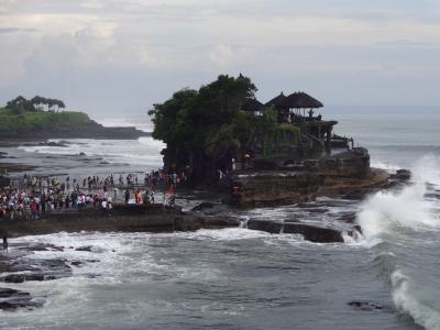 はじめてのインドネシア2014年1月【スパ&バリ民族衣装体験、タナロット寺院】