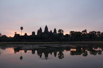 カンボジア　アンコールワット　一人旅