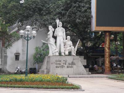 ベトナム・世界遺産の旅（ハノイ・ハロン湾）