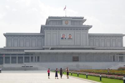 2013年北朝鮮旅行記その６　錦繍山太陽宮殿等