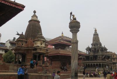 2014新春、ネパール旅行記(15/42)：1月23日(6)：パタン、ダルバール広場、クリシュナ寺院、タレジュの鐘