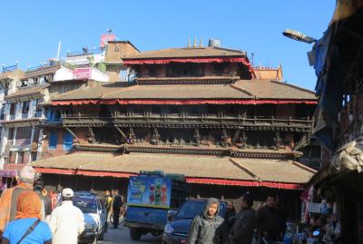 2014新春、ネパール旅行記(35/42)：1月26日(5)：カトマンズ、スワヤンブナート、カスタマンダプ寺院
