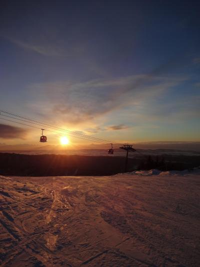 ’13年末恒例？北海道旅行③～「3日目はクリスマスイブで、夕張レースイスキー場は、夕陽がきれいでした」