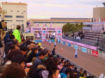 ２０１２　東京マラソン　フニッシュ　地点