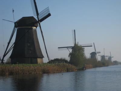 オランダ１人旅　世界遺産キンデルダイクの風車群とアムステルダム編