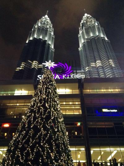 初エアアジアで初マレーシア トレーダースクラブルームで呑んだくれ