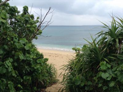 最終日 : 神々が住んだ島「浜比嘉島」を訪ね、塩作り体験。シリシリ女3人DE行く！OKINAWA～♪《旨！ブエノチキン&amp;軽食の店ルビー》