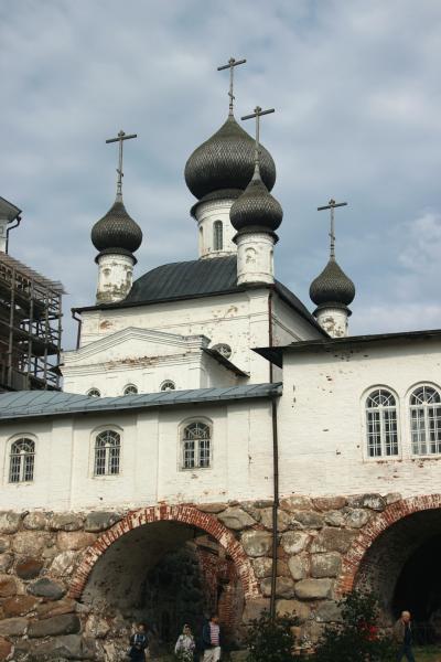 2013年ロシア旅行～13年ぶりの再訪を３年前にあきらめた旅行計画で実現【第９日目：ソロヴェツキー島】（２）ロシア正教会としても砦としてもラーゲリーとしても歴史の深い世界遺産の島のソロヴェツキー修道院