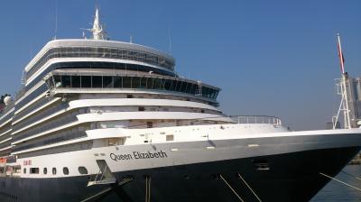 2014年 横浜港に"Queen Elizabeth"入港!