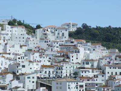 山の中の白い村カサレス(casares)　ポルトガル・スペイン2011