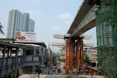 ■□BTS/MRT各駅停車の旅(29)□■　新駅ウッタカート～バンワーとおまけのBRT　＊ バンコク紀行(131) ＊