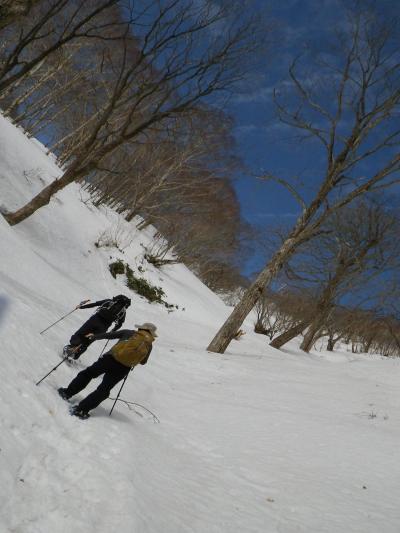 大人の雪遊び　in三国山　２０１４シーズンのファイナルは自分との向かい合い！山頂目指してひたすら登れ！！