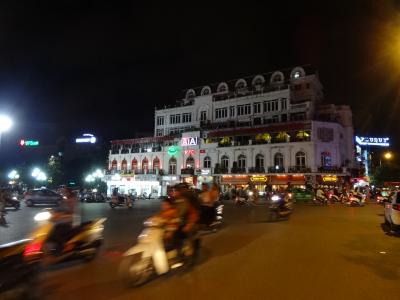 明日から3日間ヒマだからどっか行こう。そうだベトナムへ行こう。（５）夜のハノイ