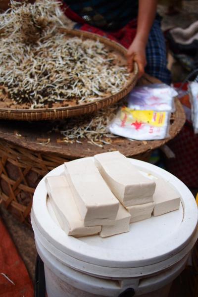 カウンダイン(Kyauk Daing) マーケット　　自転車で行ってみた