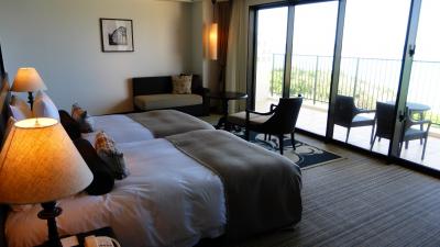 ＡＮＡの旅作利用で行く、ホテルモントレ沖縄 スパ＆リゾートに泊る、沖縄本島１泊２日旅【ホテルモントレ沖縄 スパ＆リゾート 《ラグジュアリールーム〔４６?〕に宿泊》編】（２０１４年４月）