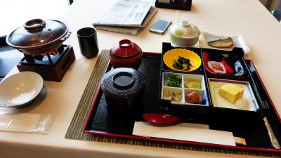 ＡＮＡの旅作利用で行く、ホテルモントレ沖縄 スパ＆リゾートに泊る、沖縄本島１泊２日旅【ホテルモントレ沖縄 スパ＆リゾート　ホテルレストランでの和朝食と、朝食後のビーチ散策など編】（２０１４年４月）