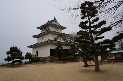 山陰から四国へ一気に縦断（丸亀城）