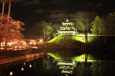 春の北陸、上信越旅行　その２　（日本３大夜桜の高田城、日本百名城の春日山城）