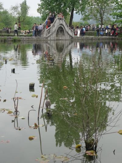 世界遺産の古村落　−　宏村