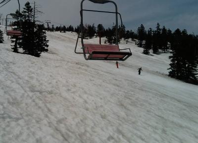 残雪を求めて、渋峠スキー場へ。