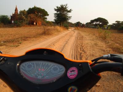 未知の国ミャンマーへ１人旅！！　　バンコクでツレと待ち合わせ？！　2日目