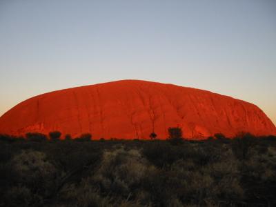 Red Centre Highlights　ウルル～カタ・ジュタ～キングス・キャニオン