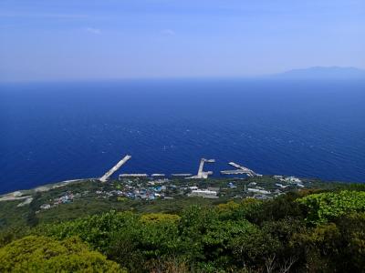 東京から近い孤島、利島