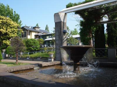 横浜山手・イタリア山庭園の外交官の家へ