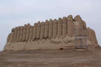 謎の国”トルクメニスタン”　中央アジア最大＆世界遺産に登録されているメルブ遺跡