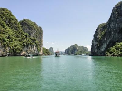 祝!両親と巡る初海外ツアー:ハロン湾編