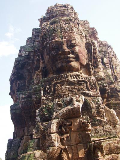 カンボジアの遺産と自然に魅せられた旅 ~2日目 宇宙の中心バイヨン(アンコール・トム遺跡群)~