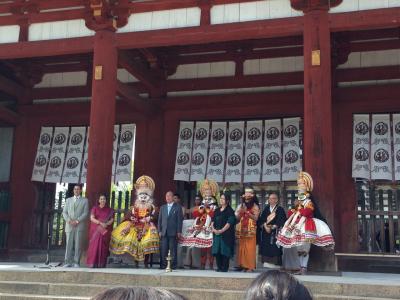 インドの舞踊カタカリ