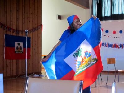 ハイチ人のお祭り 国旗の日