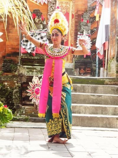 母娘インドネシア旅行　バロンダンス
