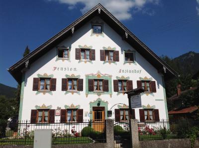 2013 南ドイツ・オーストリア夏のドライブ旅行 ＋ ちょこっとチェコへ（4）壁絵の村 オーバーアマガウ