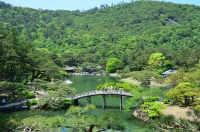 〈風景＊食＊宿〉を楽しむ春の旅（４）～“緑燃ゆ♪” 栗林公園内を和船で周遊＆高松散歩